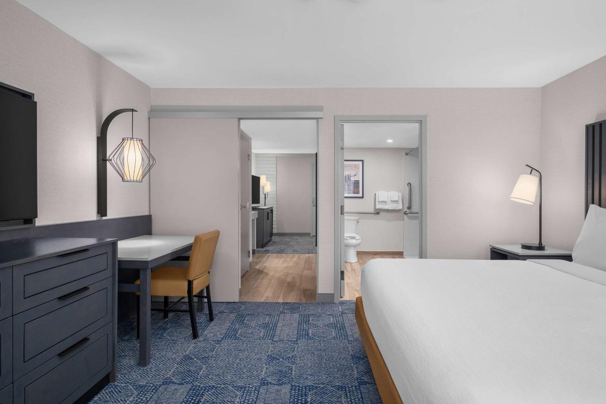 Embassy Suites By Hilton Ел Пасо Екстериор снимка